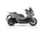 Скутер QJMotor Fort 125 ABS-TCS 2026 – 15 к.с., TFT 7", Smart Key, GT Scooter - Зображення 5